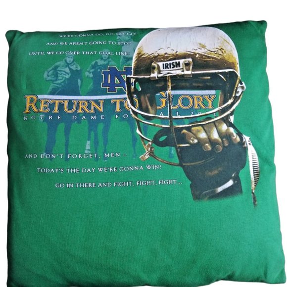 Notre Dame Green Throw Pillow Return To Glory Fighting Irish 2002 Accent Pillow - Picture 1 of 5